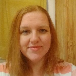 Meet your Posher, Cassandra